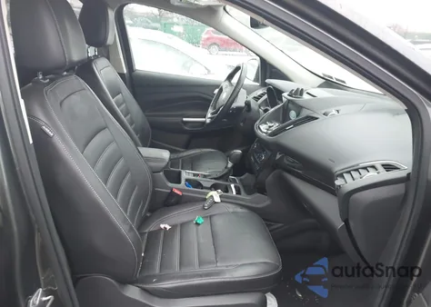 2017 Ford Escape Titanium из США, поврежденный, VIN 1FMCU9J91HUA98541